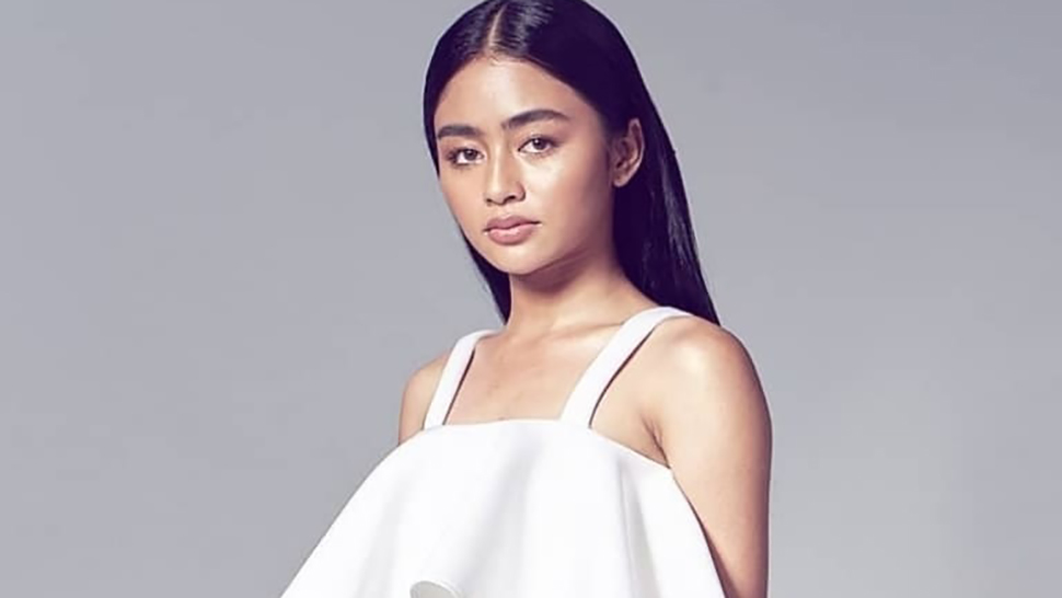 Vivoree Esclito - He's into Her