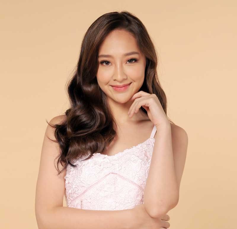 Melizza Jimenez - He's into Her